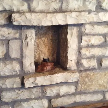 Πανσιόν η γωνιά 4*