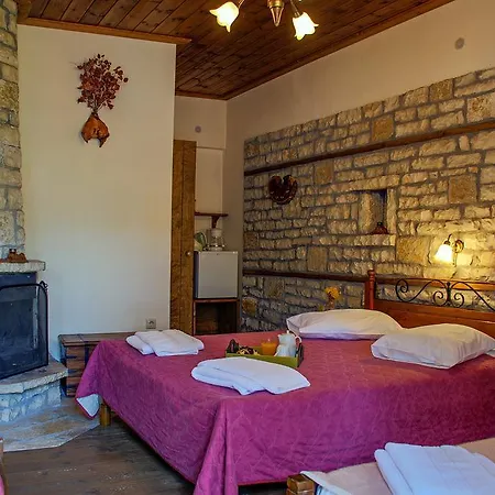 η γωνιά Πανσιόν Mikrón Khoríon